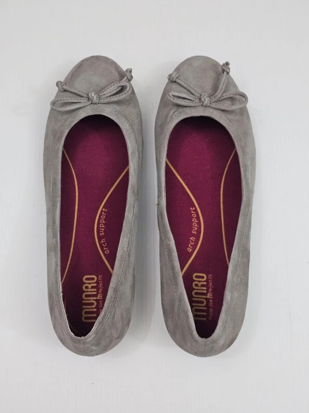 Munro Joslynn Bow Ballet Flat Womens 8.5 WIDE WIDTH Taupe Suede Casual Comfort